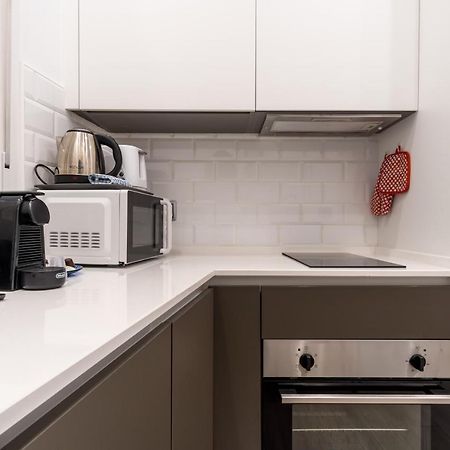2 Habitaciones 2 Banos- Moderno Y Acogedor - Imperial マドリード エクステリア 写真