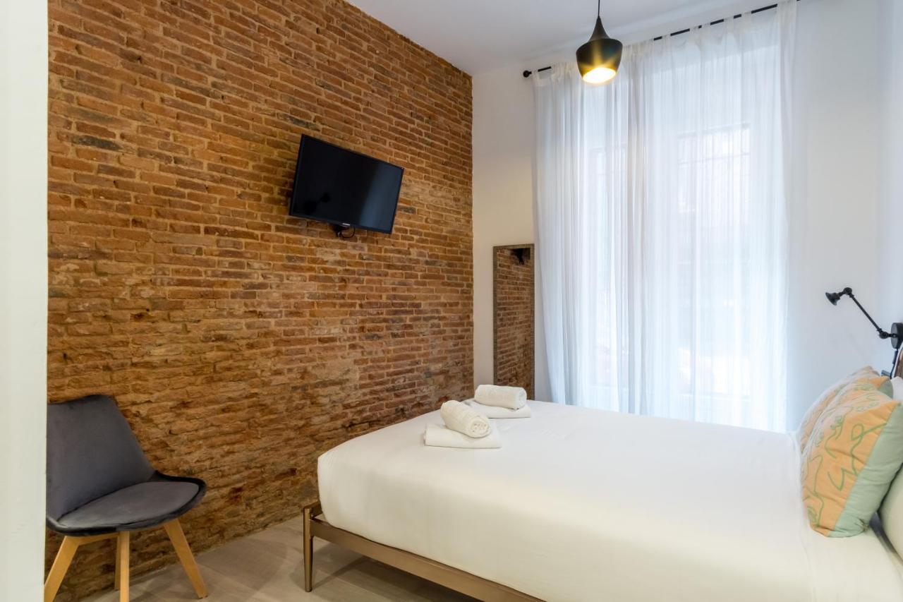 2 Habitaciones 2 Banos- Moderno Y Acogedor - Imperial マドリード エクステリア 写真